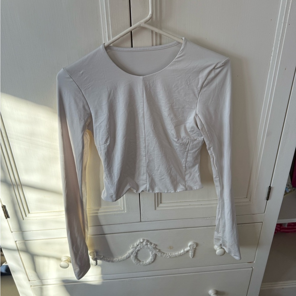 Lululemon Cropped Cream Top